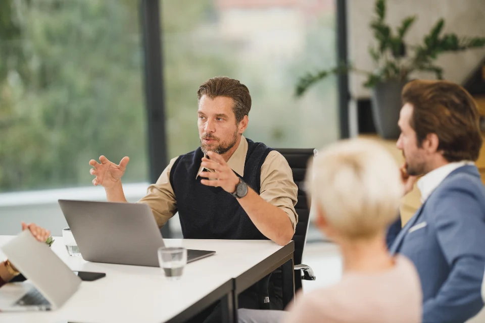 Business presentation accompanying professional translation services Business presentation accompanying professional translation services
